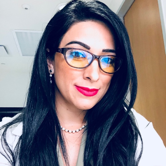 Meet your Posher, Wendy - Picture 1 of 1